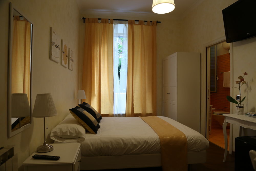 Dhome Bed & Breakfast Rom